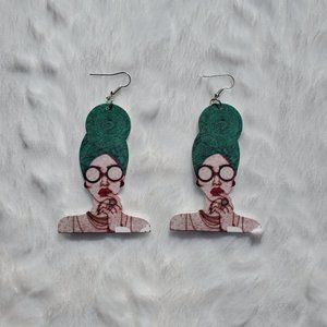 Green Headwrapped Beauty